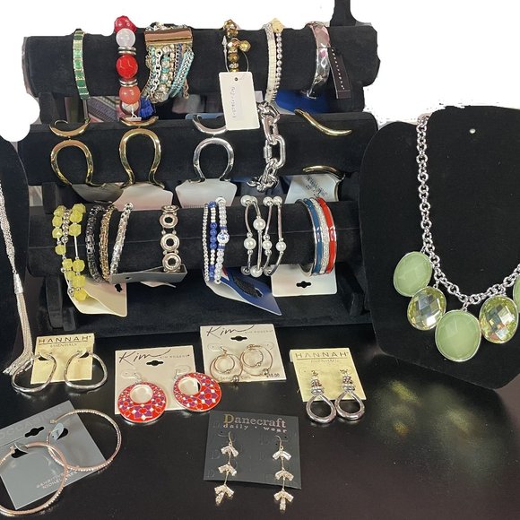 Dresses & Skirts - LIKE TO RECEIVE JEWELRY LIVE SHOW NOTIFICATIONS!!!
